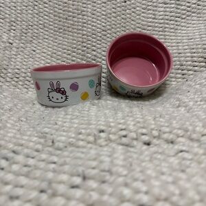 Set of Hello Kitty Ramekins w/ Easter eggs & Hello Kitty in bunny ears! Adorable